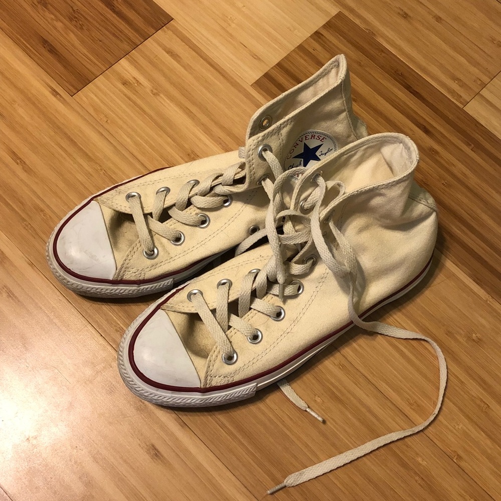 High Top Converse Size 5Mens/7Womens